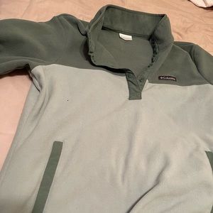 Green Columbia Quarter Button Up